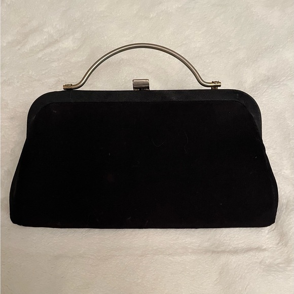 Vintage Clutch Hand Bags circa 1950 and before. - Picture 6 of 14